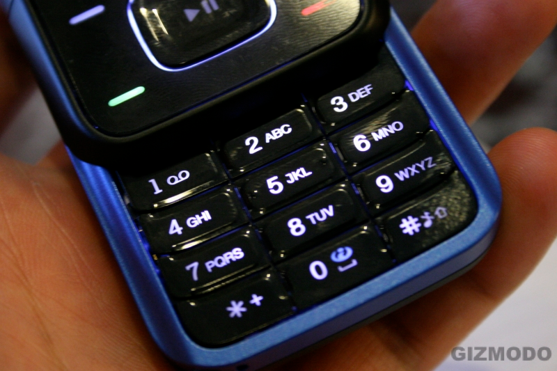 Illustration for article titled Hands On the Nokia XpressMusic 5310/5610 Cellphone (Verdict: Tight Design)